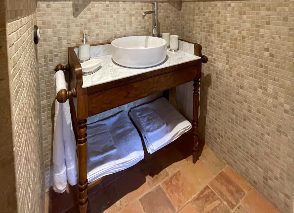 Maison D'Hote Du Chateau De Fontariol Le Theil  Екстериор снимка